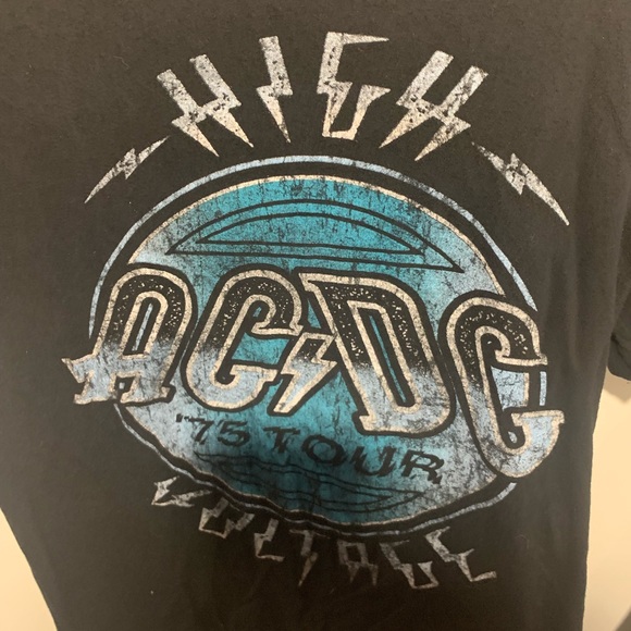 Ac/Dc shirt - Picture 2 of 3